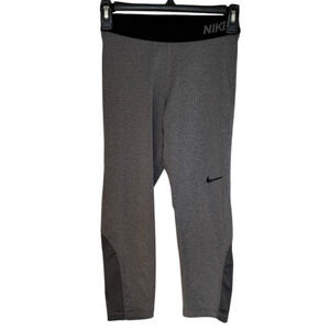 Nike Women's Pro Leggings Dri Fit Athleisure Gray Black Small Workout